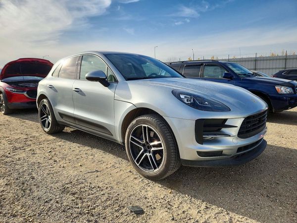 2020 PORSCHE MACAN — Passenger 3/4
