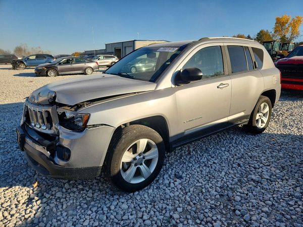 2016 JEEP COMPASS Sport — Front 3/4
