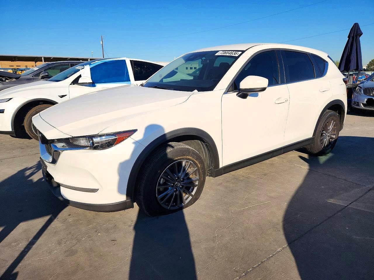 2020 MAZDA CX-5 Touring — Front 3/4