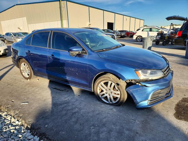 2018 VOLKSWAGEN JETTA