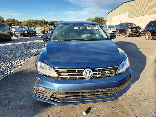 2018 VOLKSWAGEN JETTA