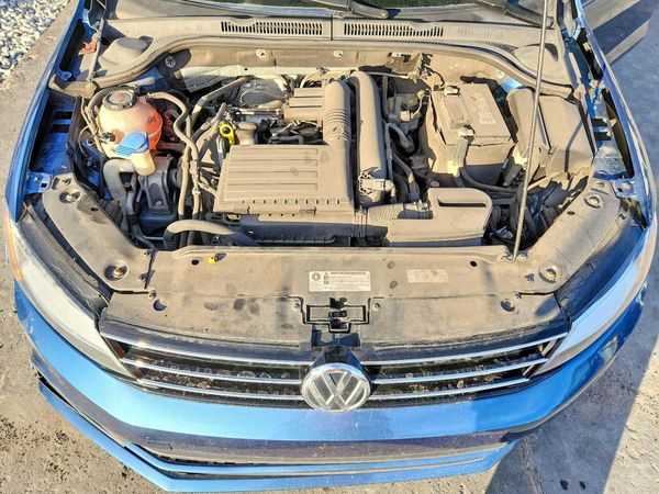 2018 VOLKSWAGEN JETTA