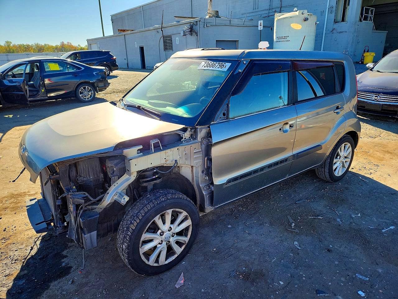2013 KIA SOUL All Trims — Front 3/4