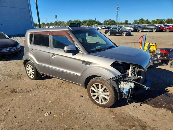 2013 KIA SOUL All Trims — Passenger 3/4