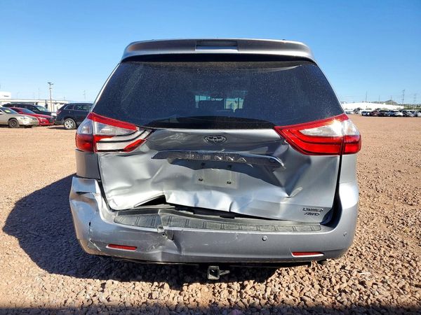 2015 TOYOTA SIENNA — DIRR