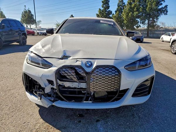 2025 BMW I4 eDrive40