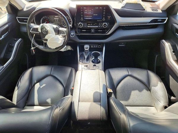 2022 TOYOTA HIGHLANDER XLE — CKPT