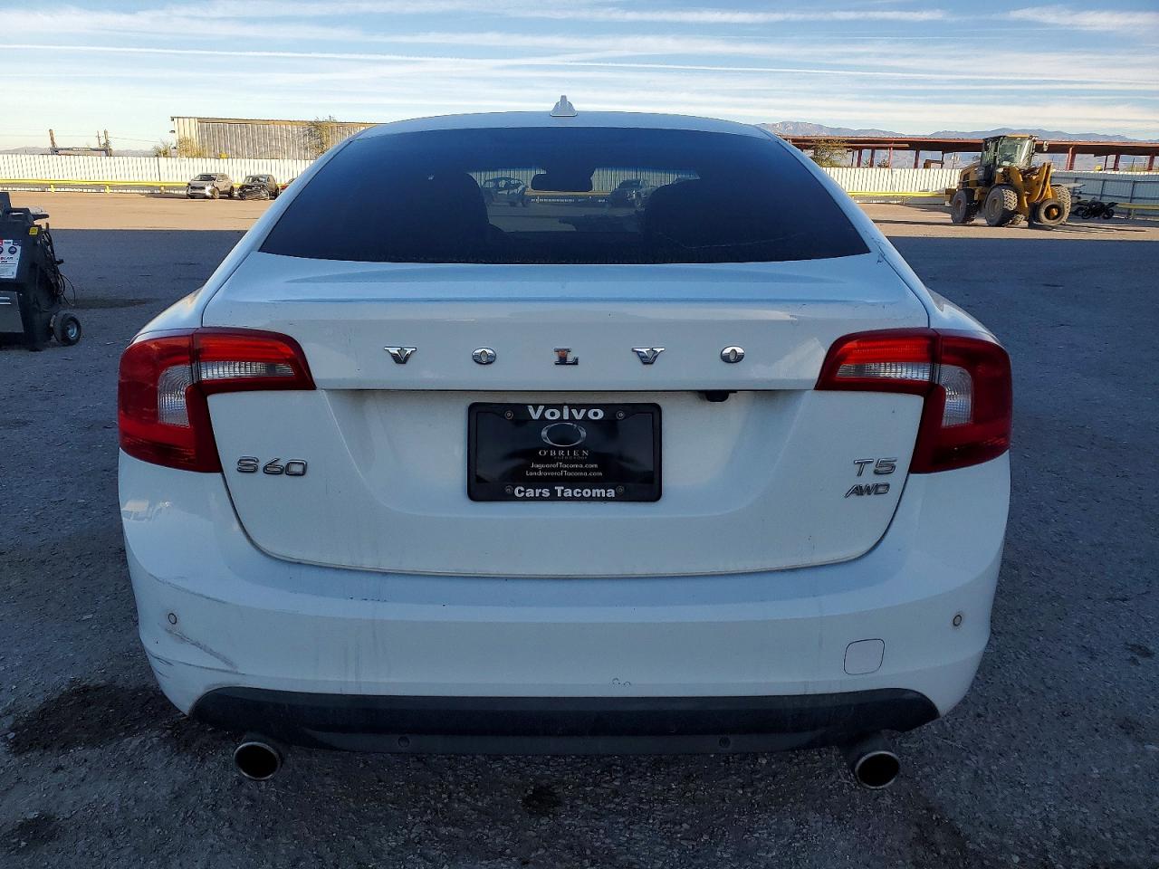 2013 VOLVO S60