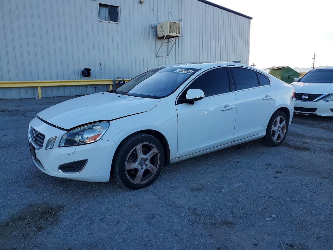 2013 VOLVO S60