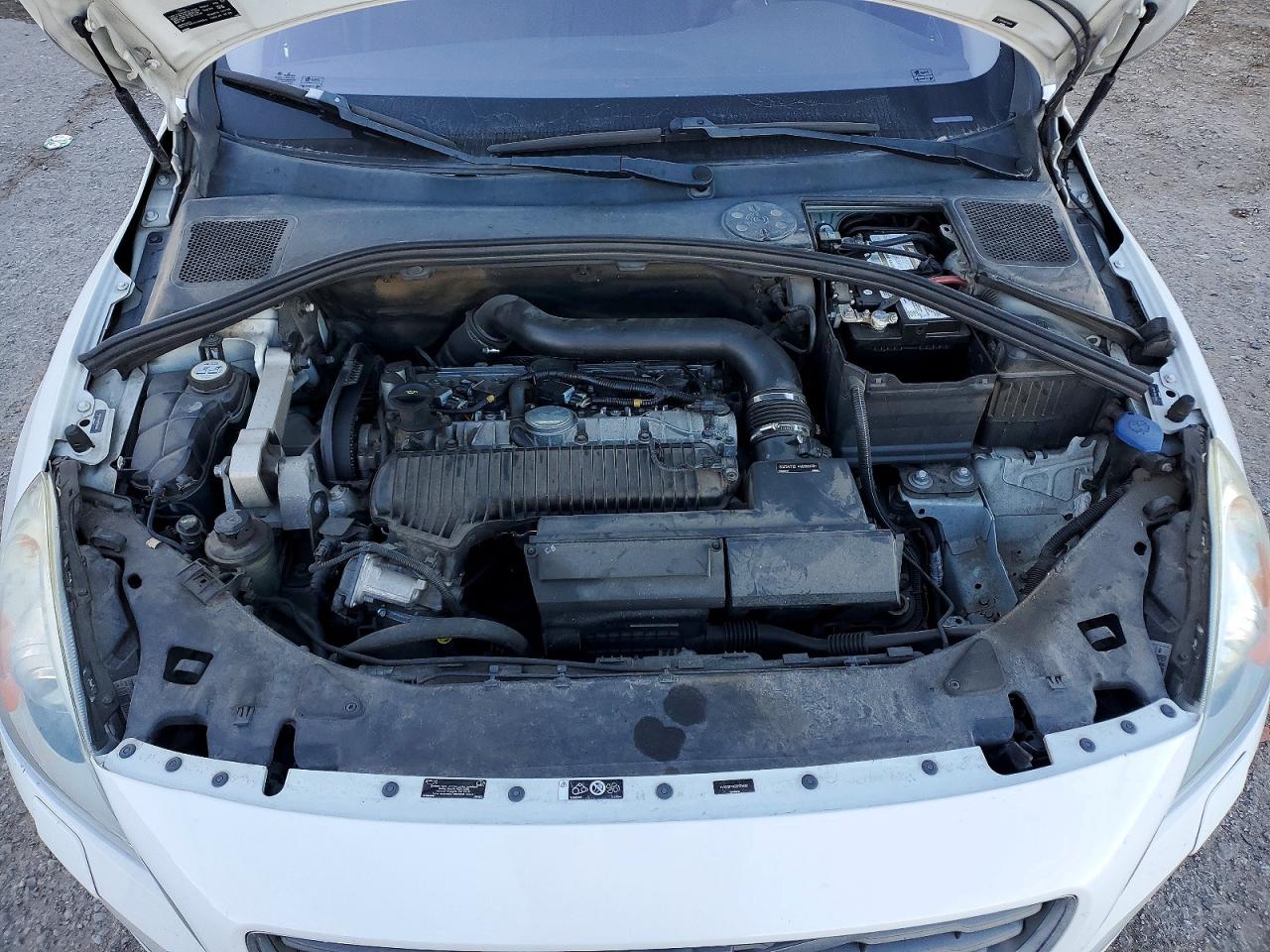 2013 VOLVO S60