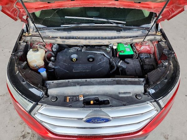 2017 FORD EDGE — Engine bay