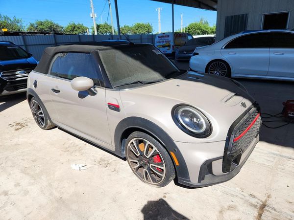 2024 MINI COOPER — Passenger 3/4