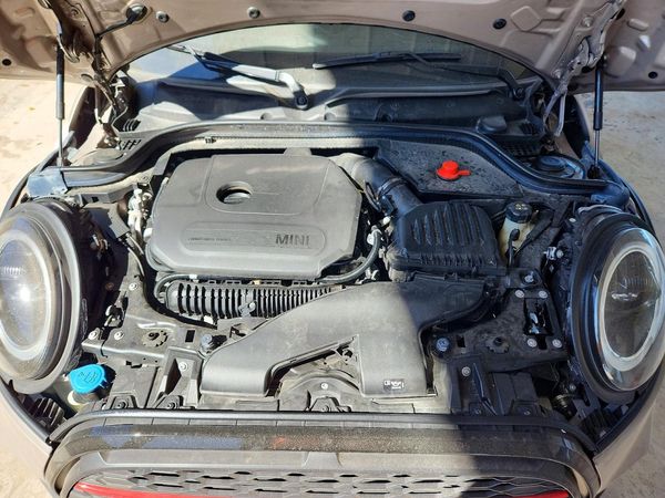 2024 MINI COOPER — Engine bay