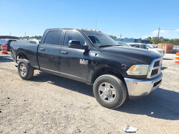 2015 RAM 2500 ST — Passenger 3/4