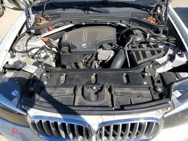 2017 BMW X3 sDrive28i — Engine bay