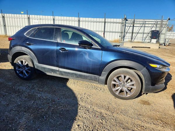 2023 MAZDA CX30 Preferred Package — Passenger 3/4
