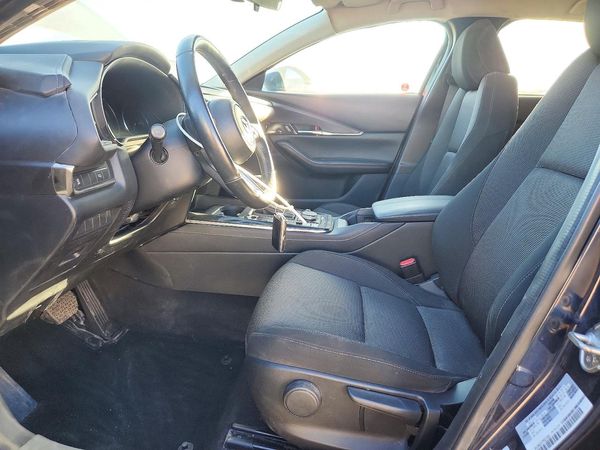 2023 MAZDA CX30 Preferred Package — DENT