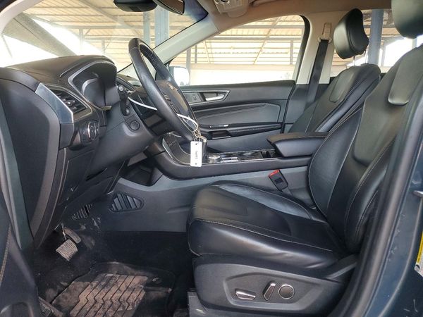 2019 FORD EDGE Titanium — DENT