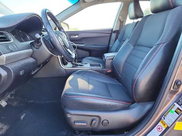 2017 TOYOTA CAMRY LE/SE/XLE/XSE — DENT