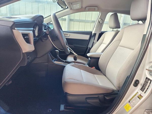 2015 TOYOTA COROLLA L/LE — DENT