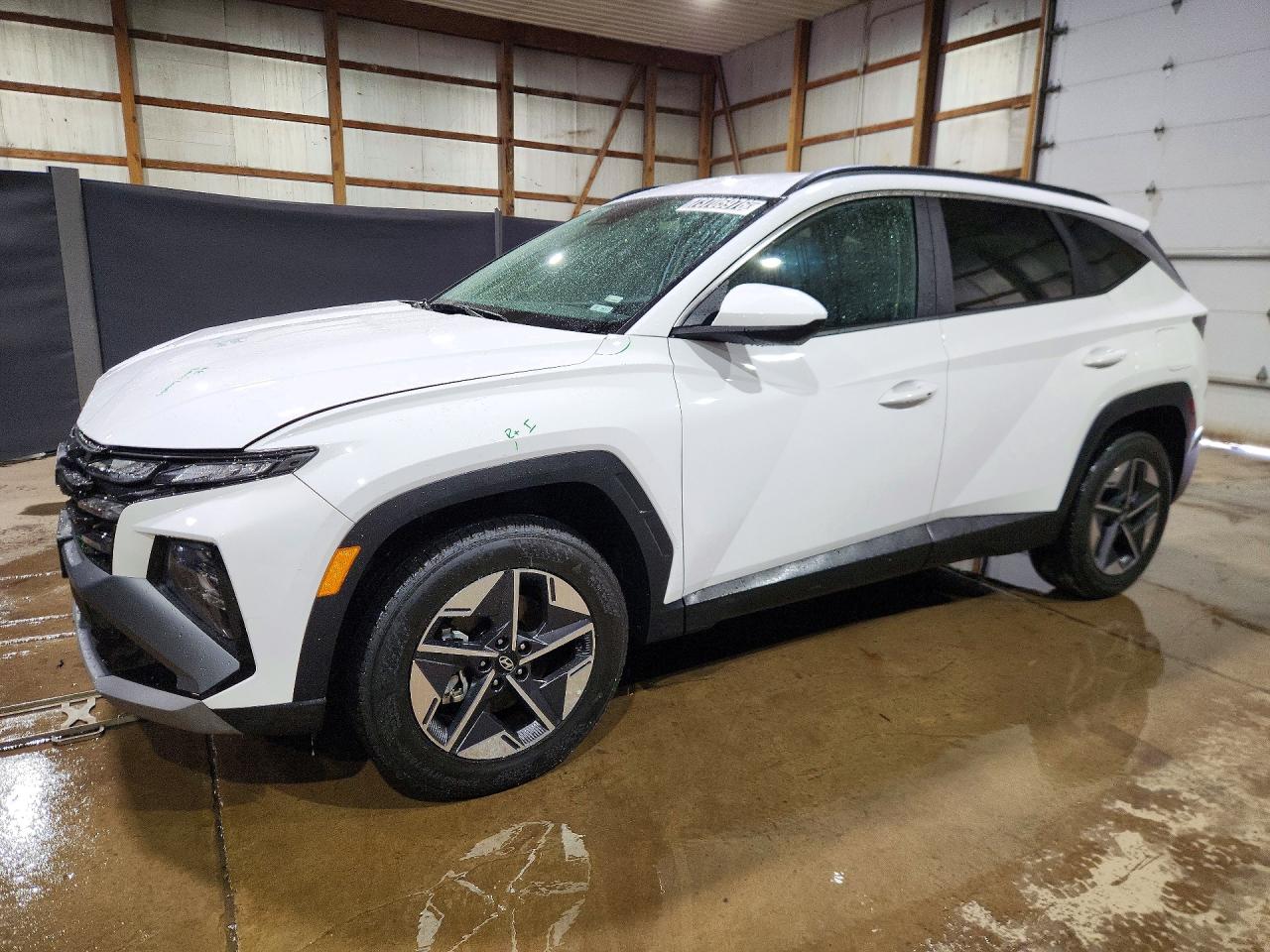 2026 HYUNDAI TUCSON SEL, SEL Plus — Front 3/4