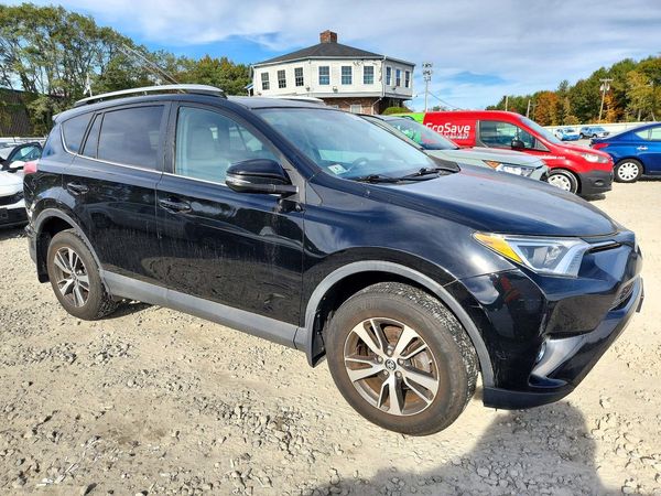 2016 TOYOTA RAV4 XLE (M Grade) — Passenger 3/4