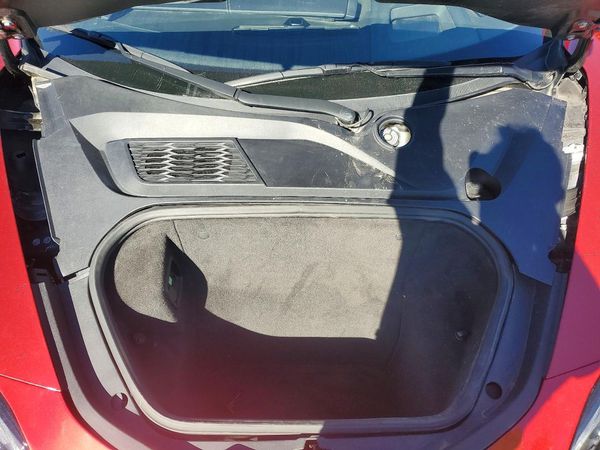 2024 CHEVROLET CORVETTE Preferred  2LT — Engine bay