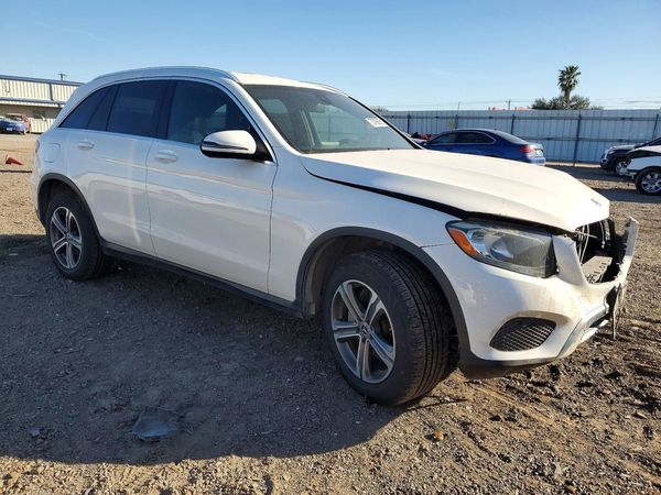 2018 MERCEDES-BENZ GLC GLC300