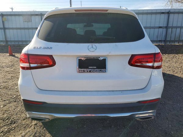 2018 MERCEDES-BENZ GLC GLC300