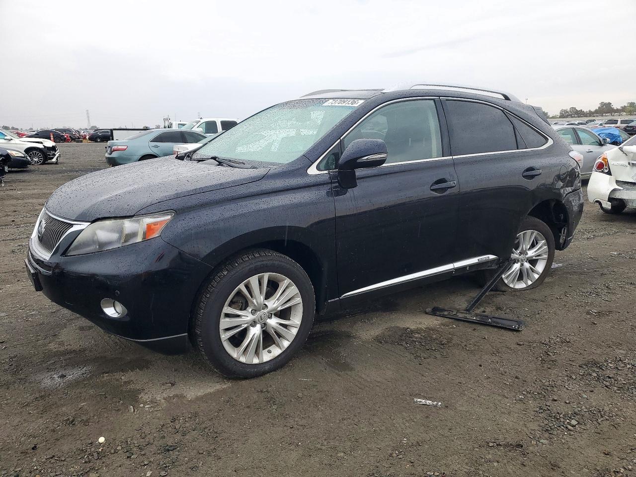 2012 LEXUS RX 450h — Front 3/4