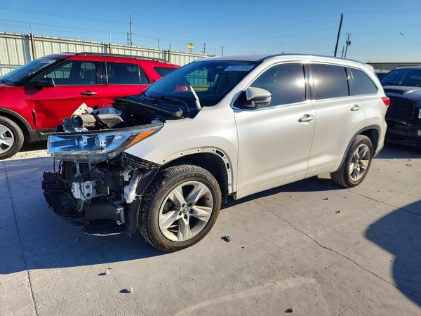 2017 TOYOTA HIGHLANDER Ltd/Ltd Platinum — Front 3/4
