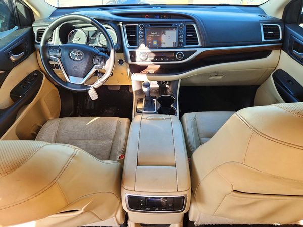 2017 TOYOTA HIGHLANDER Ltd/Ltd Platinum — CKPT