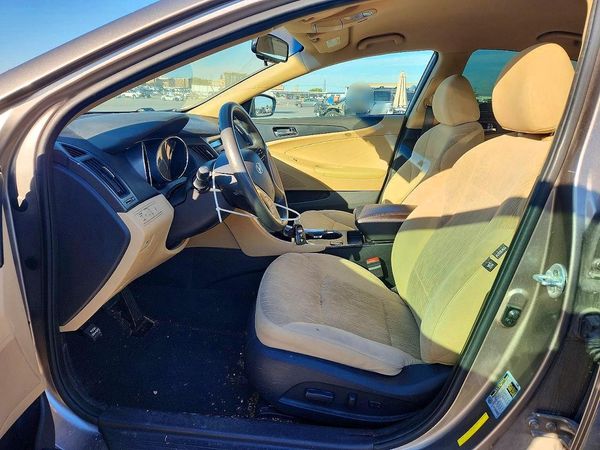 2014 HYUNDAI SONATA GLS/ GLS Popular — DENT