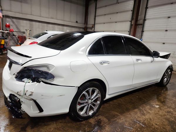 2015 MERCEDES-BENZ C
