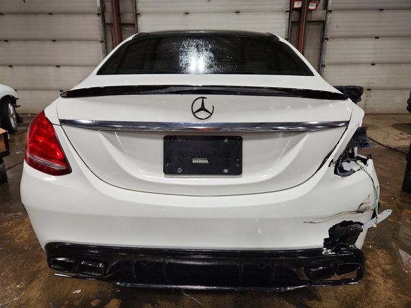 2015 MERCEDES-BENZ C