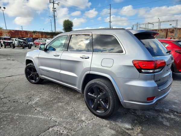 2015 JEEP GRAND CHEROKEE Laredo — DSRA
