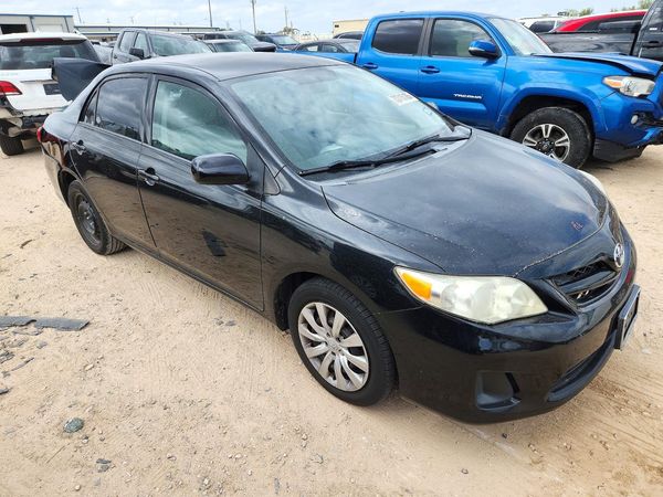 2012 TOYOTA COROLLA — Passenger 3/4
