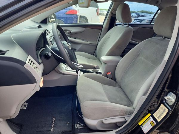 2012 TOYOTA COROLLA — DENT