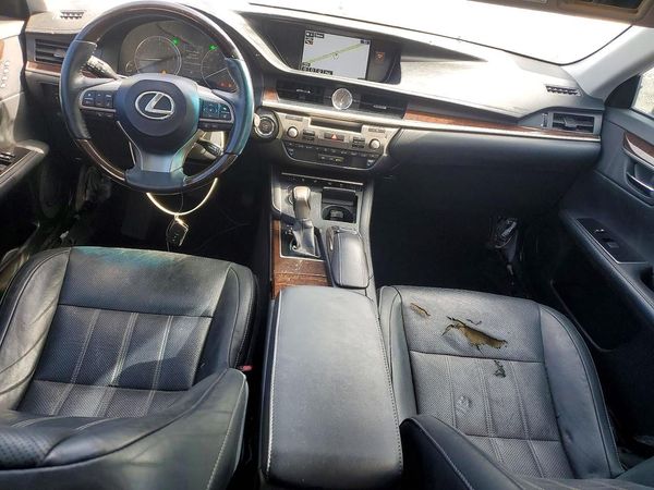 2016 LEXUS ES — CKPT