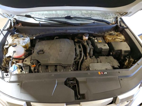 2022 HYUNDAI SANTA CRUZ — Engine bay