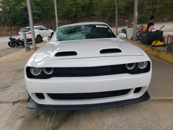 2019 DODGE CHALLENGER SRT Hellcat