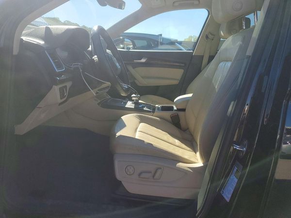 2018 AUDI Q5 quattro Premium Plus — DENT