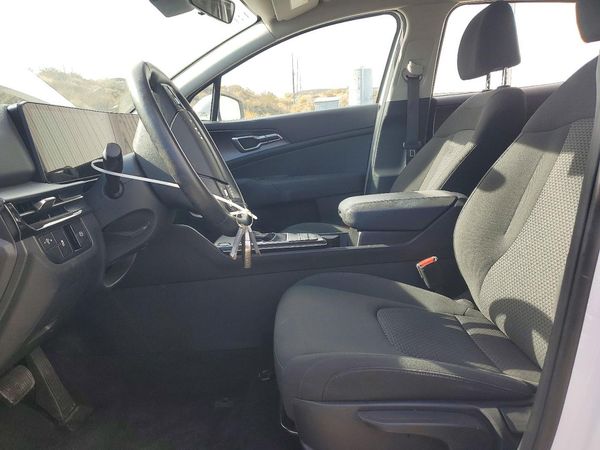 2026 KIA SPORTAGE LX — DENT