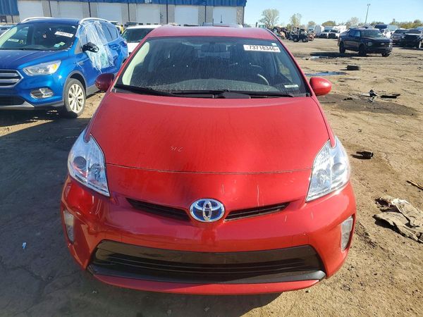 2015 TOYOTA PRIUS — DIRF