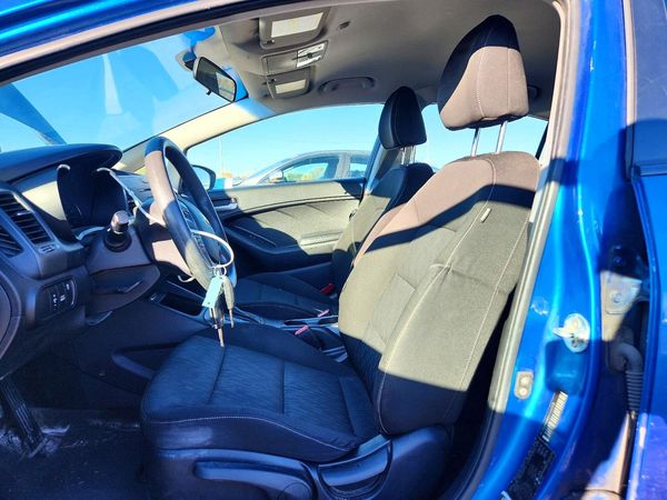 2014 KIA FORTE LX — DENT