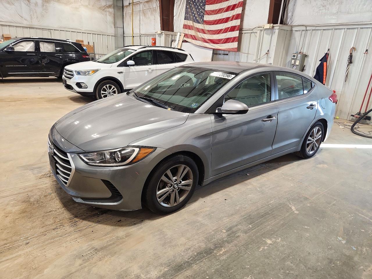 2017 HYUNDAI ELANTRA — Front 3/4