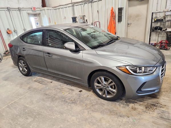 2017 HYUNDAI ELANTRA — Passenger 3/4