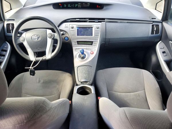2015 TOYOTA PRIUS — CKPT