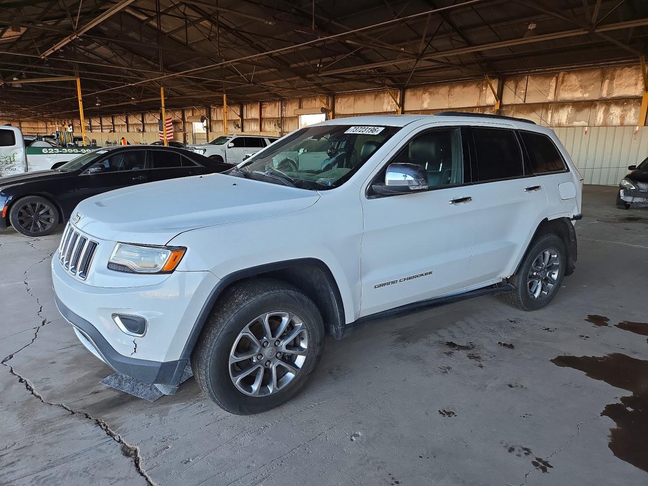 2015 JEEP GRAND CHEROKEE Limited — Front 3/4