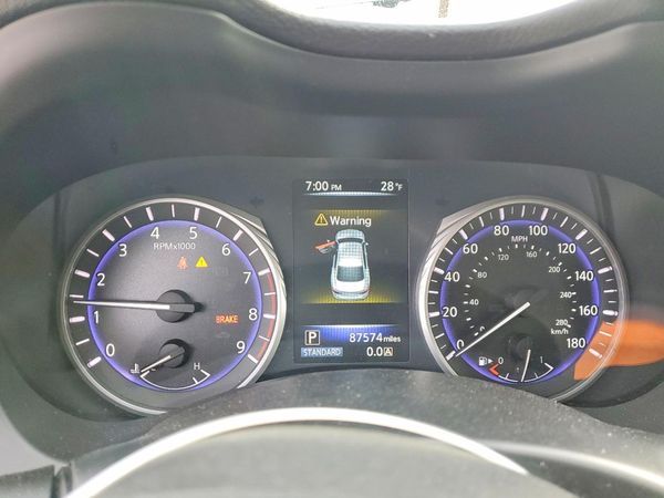 2017 INFINITI Q50